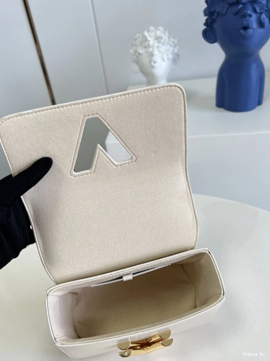 PM VUITTON TWIST LOUIS 0801